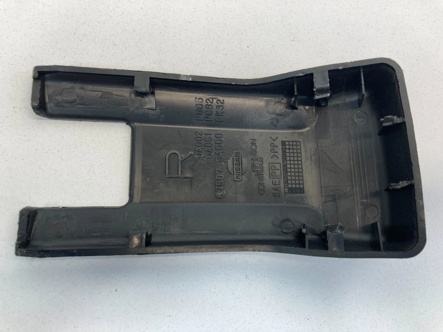 03-07 NISSAN MURANO FRONT RIGHT PASSENGER SEAT TRACK COVER TRIM 87507-CA000 OEM