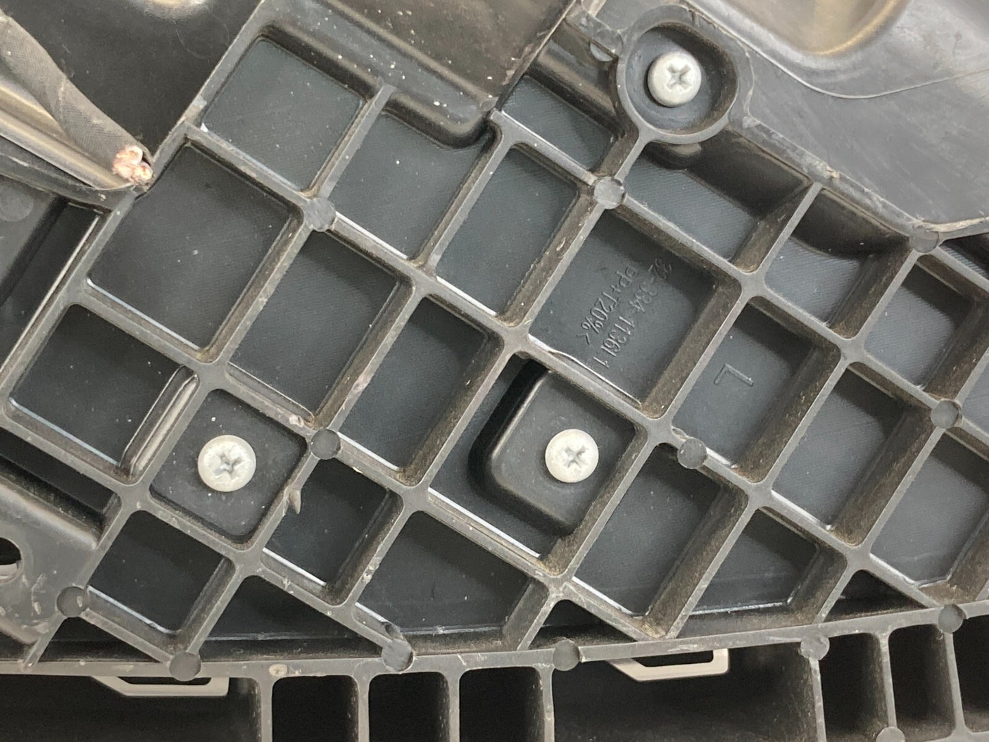 2013-2016 Dodge Dart Sedan Left Driver Headlight Headlamp Halogen Aftermarket