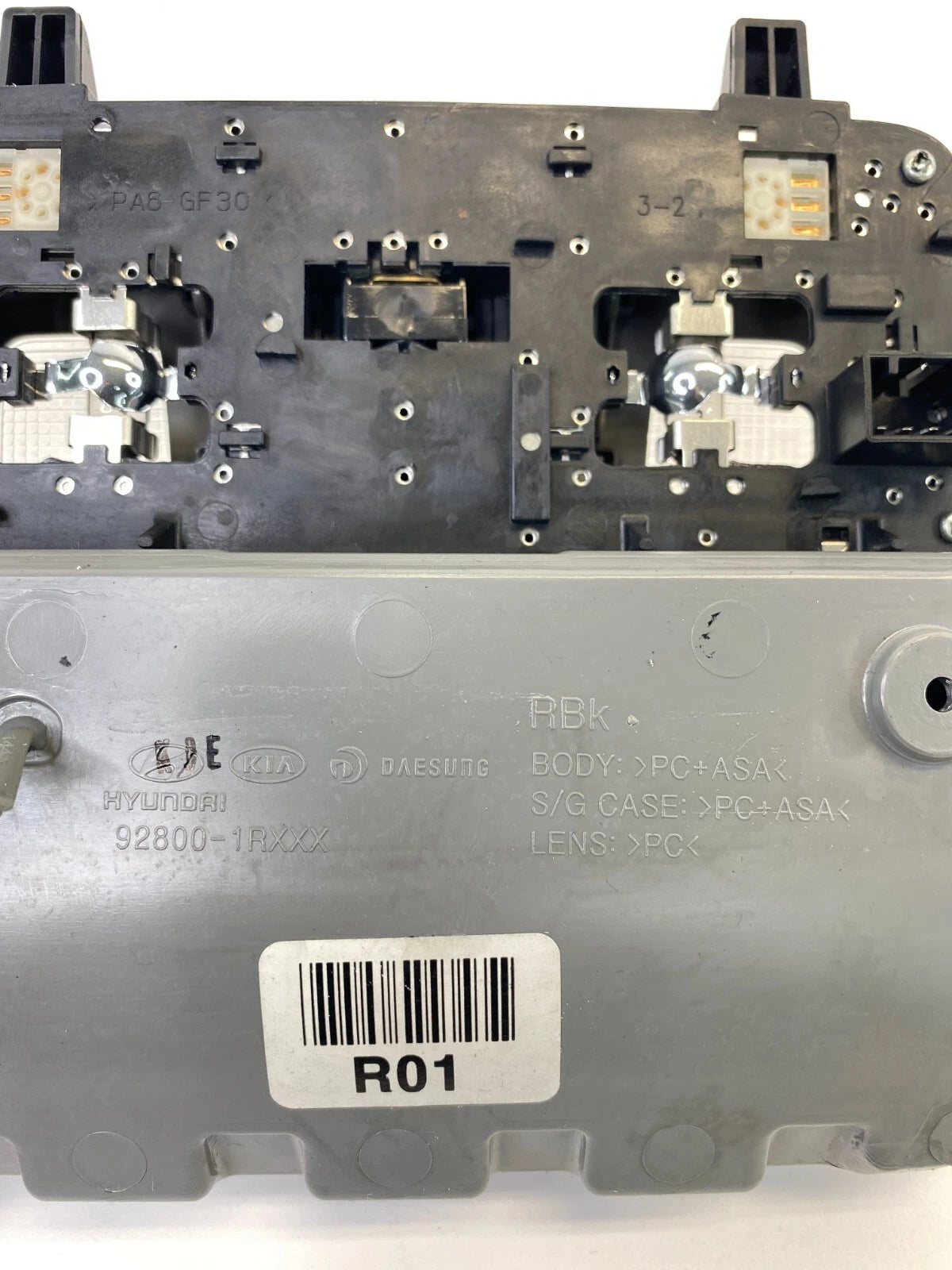 2012-2017 HYUNDAI ACCENT ROOF OVERHEAD CONSOLE DOME MAP LIGHT 92800-1RXXX OEM