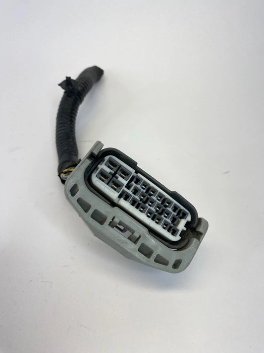 1999-2004 HONDA ODYSSEY ABS CONTROL MODULE WIRING HARNESS CONNECTOR PIGTAIL OEM