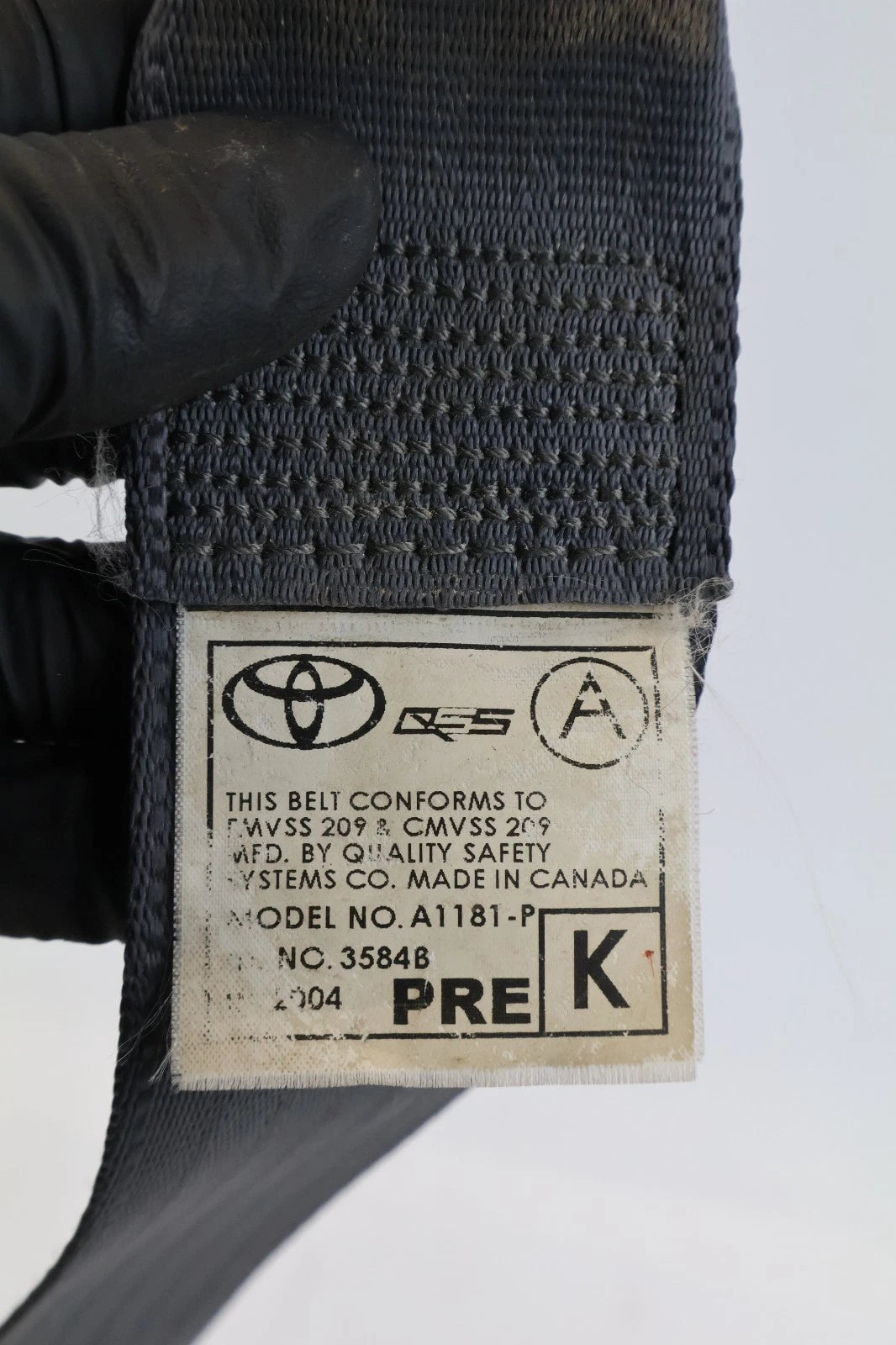 2005 2006 TOYOTA TUNDRA DOUBLE CAB FRONT LEFT DRIVER SEAT BELT RETRACTOR OEM