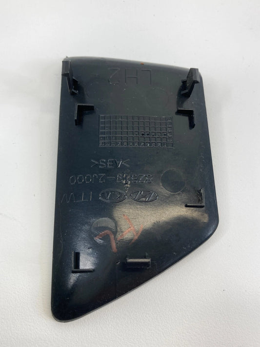 2009 KIA BORREGO FRONT LEFT SIDE INTERIOR DOOR HANDLE SCREW COVER CAP 826192J000
