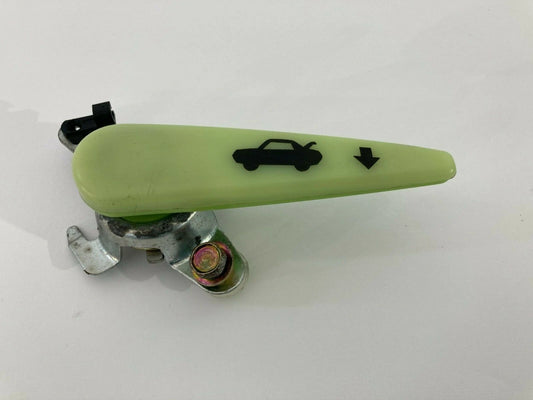 2004 2005 2006 2007 2008 TOYOTA SOLARA INTERIOR TRUNK LID RELEASE HANDLE SWITCH