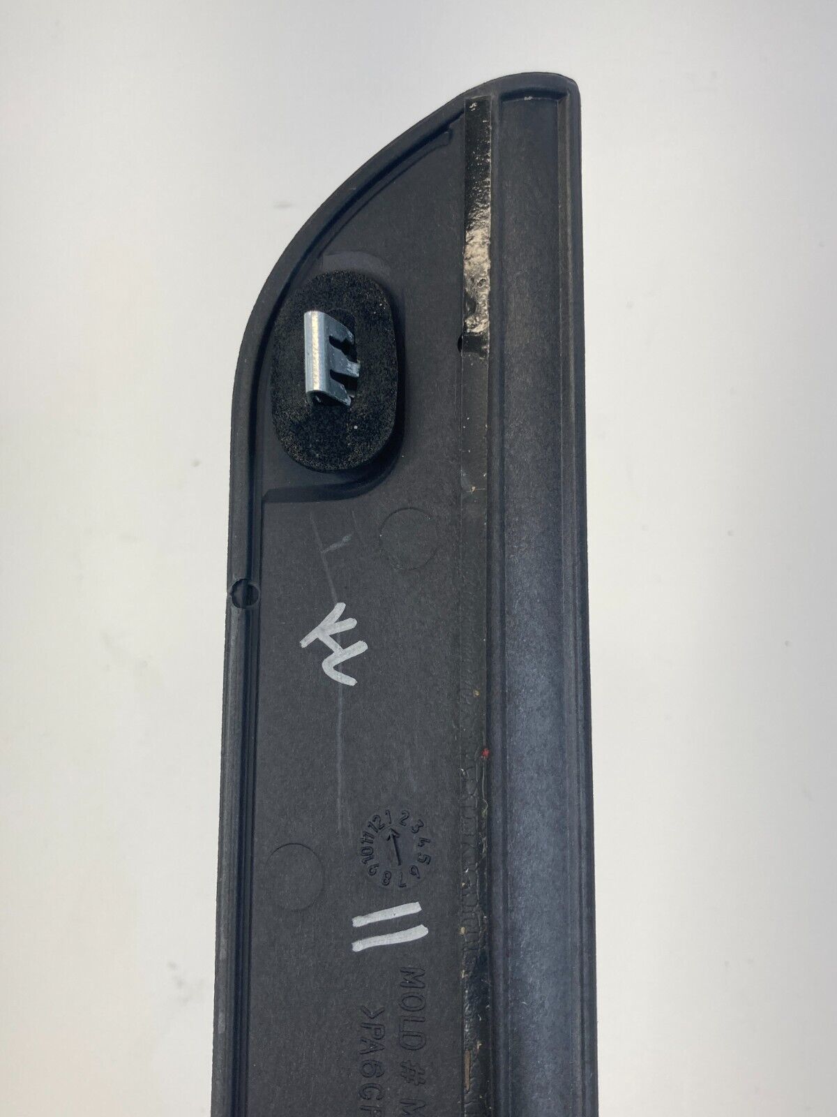 2005-2011 Cadillac STS Front Right Door Step Scuff Sill Plate Trim 25762033 OEM