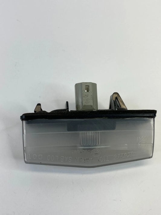 04-15 TOYOTA PRIUS HATCHBACK REAR TRUNK LICENSE PLATE LIGHT LAMP A045053 OEM