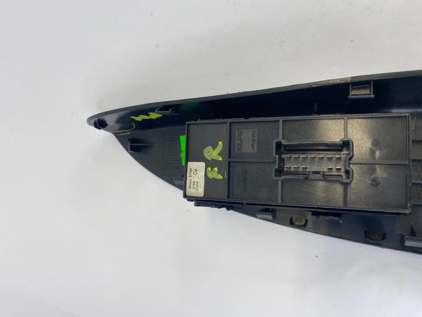 2013-2019 NISSAN SENTRA FRONT RIGHT PASSENGER POWER WINDOW SWITCH OEM 254111KA5A