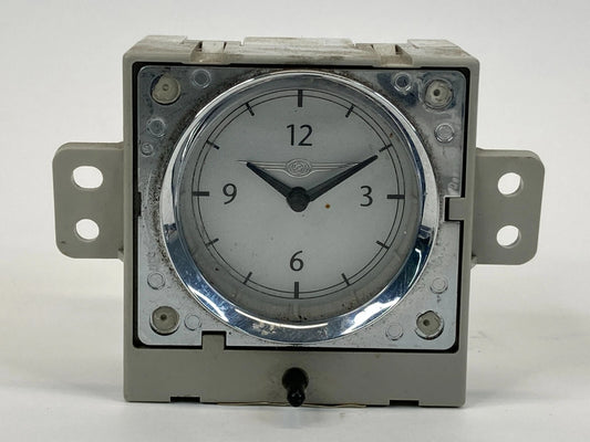 2008-2010 CHRYSLER TOWN & COUNTRY GRAND CARAVAN CENTER DASH MOUNTED ANALOG CLOCK
