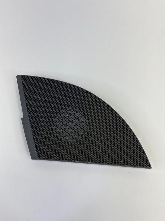 04-10 Toyota Sienna Upper Dash Left Side Speaker Trim Grill Cover 55472-AE010