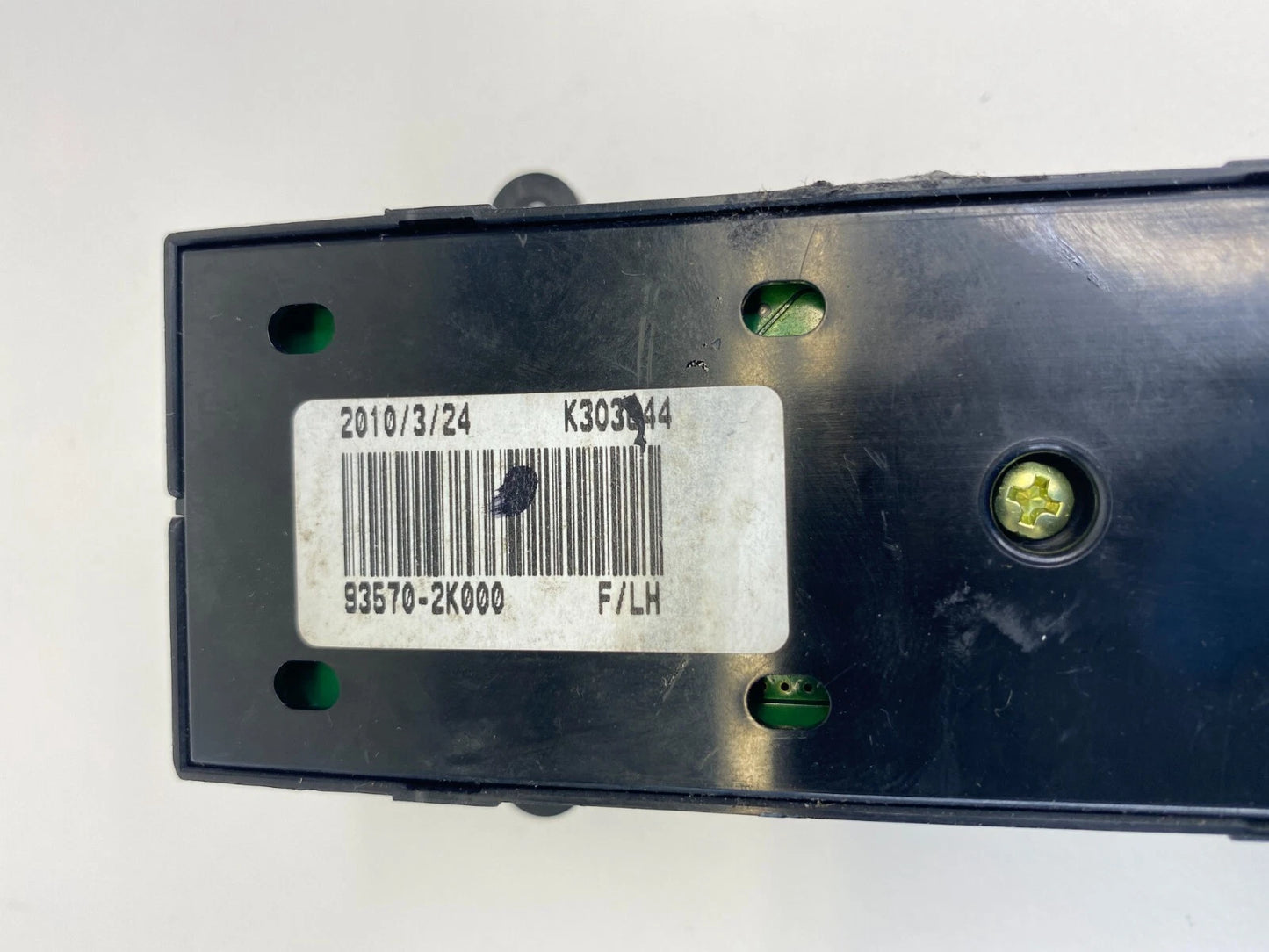 2010-2013 KIA SOUL FRONT LEFT DRIVER MASTER WINDOW SWITCH 93570-2K000 OEM