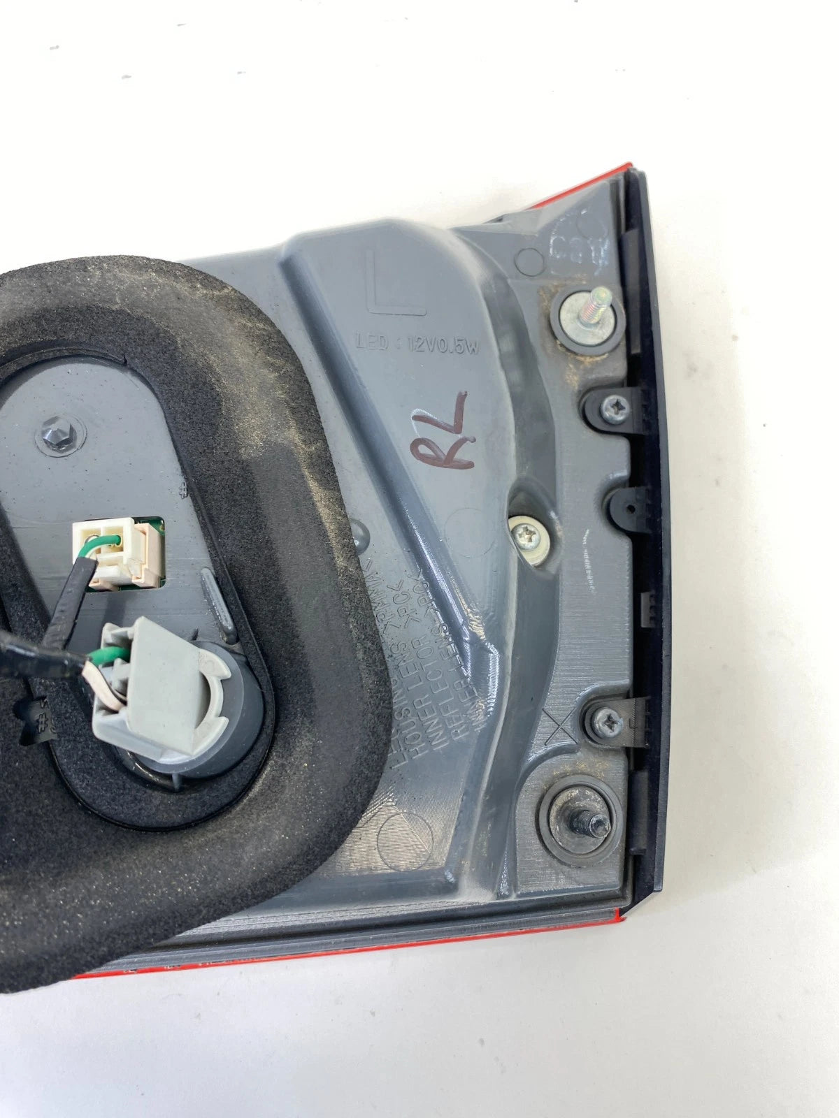 2007-2011 LEXUS GS350 REAR LEFT SIDE TRUNK LID OUTER TAILLIGHT TAIL LAMP OEM