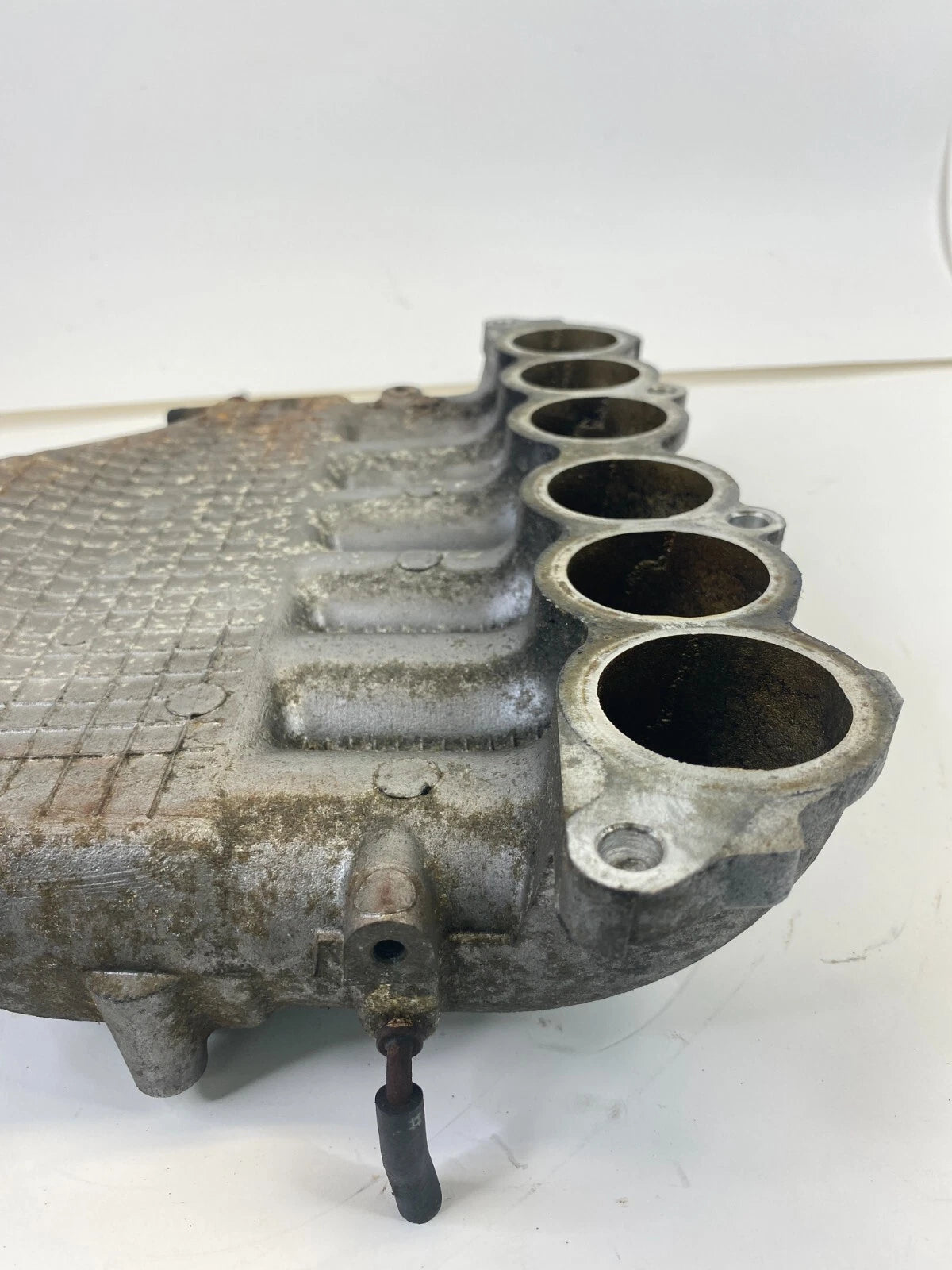 1996-2002 TOYOTA 4RUNNER 3.4L V6 ENGINE UPPER INTAKE MANIFOLD PLENUM ASSY OEM