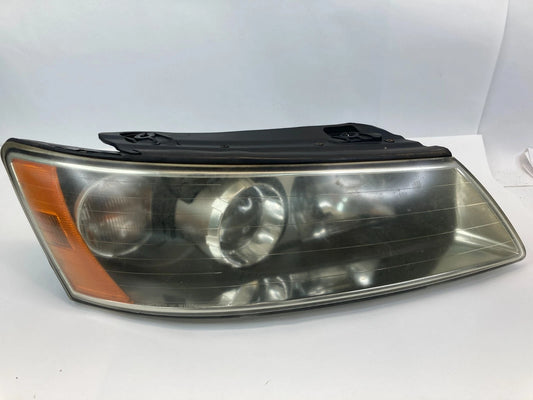 06-08 HYUNDAI SONATA FRONT RIGHT PASSENGER SIDE HEADLIGHT HALOGEN HEADLAMP OEM