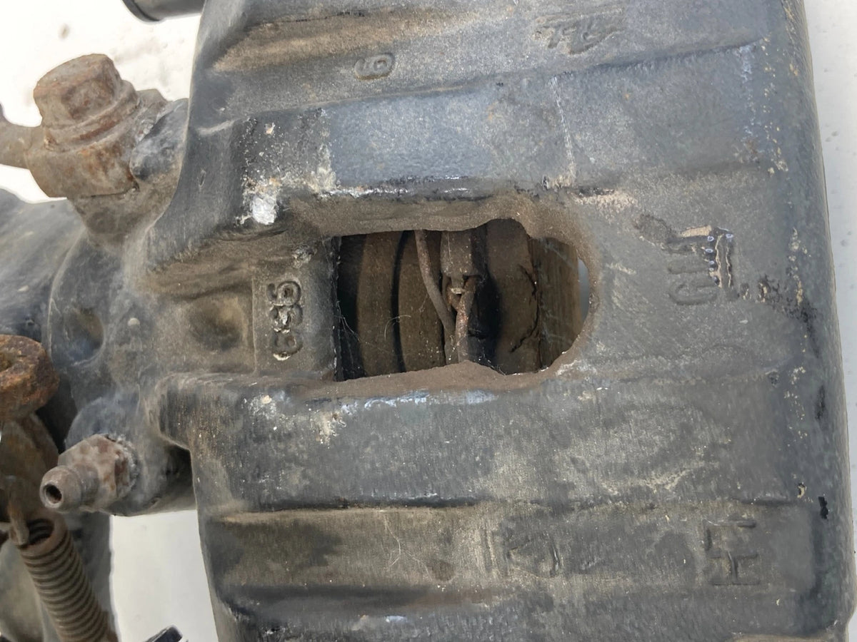 03-11 SAAB 9-3 2.0T REAR BRAKE CALIPERS PAIR LEFT RIGHT WITH HANDBRAKE MECHANISM