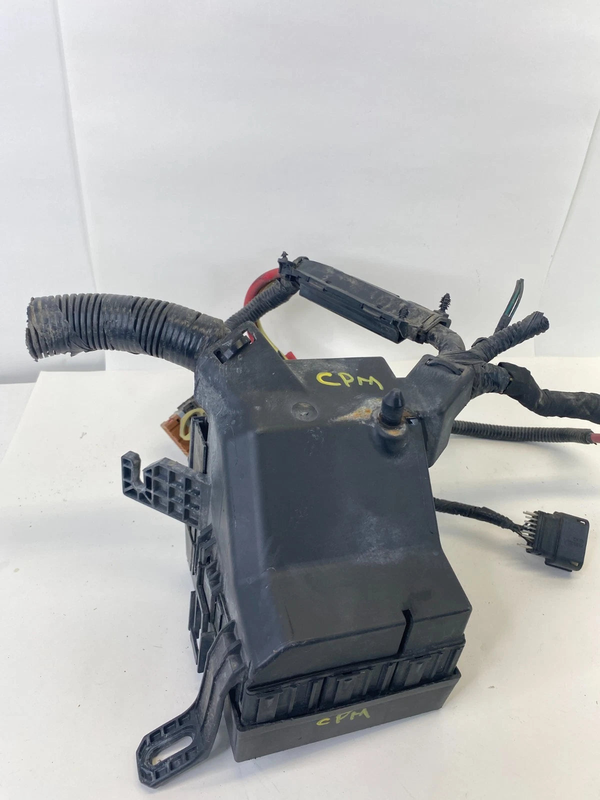 2014-2019 FORD FIESTA 1.6L AT FWD ENGINE FUSE BOX RELAY JUNCTION D1BT-14A390-FB