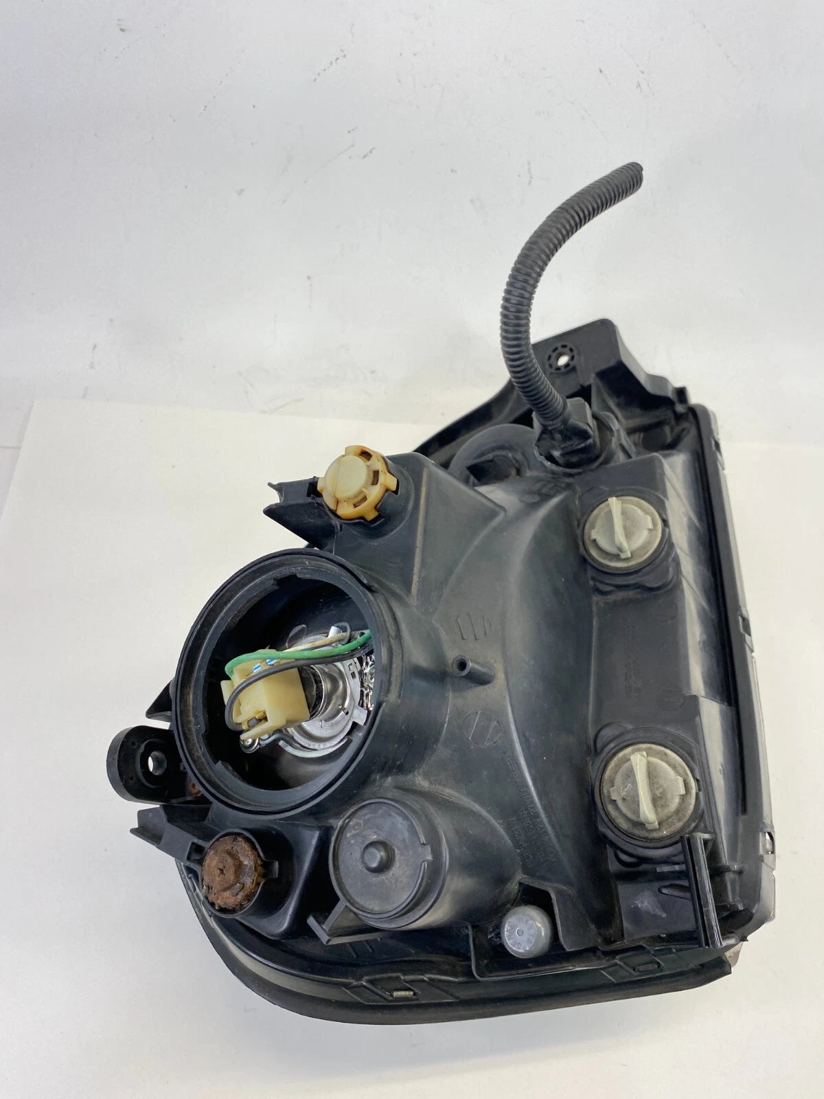 2008 2009 HYUNDAI TUCSON FRONT LEFT SIDE HEADLIGHT HEAD LAMP ASSY OEM 92101-2E