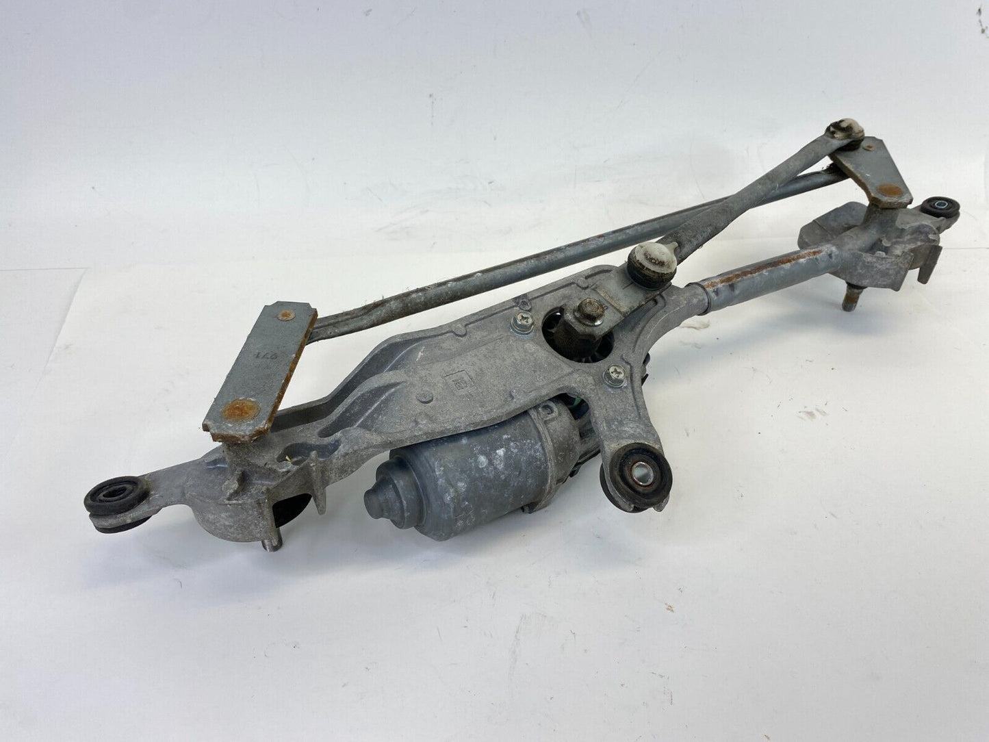 2011-2017 Buick Regal Front Windshield Wiper Motor w/ Linkage 13227392 OEM