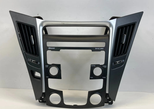 2011-2014 HYUNDAI SONATA DASH RADIO CLIMATE CONTROL BEZEL W/ AIR VENTS OEM
