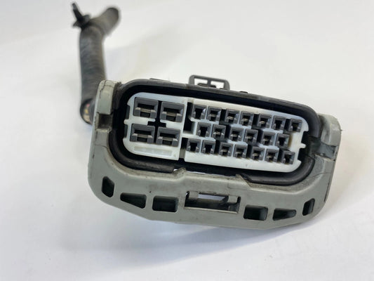 99-04 HONDA ODYSSEY 3.5L V6 AT ABS ANTI LOCK BRAKE PUMP RELAY PLUG CONNECTOR