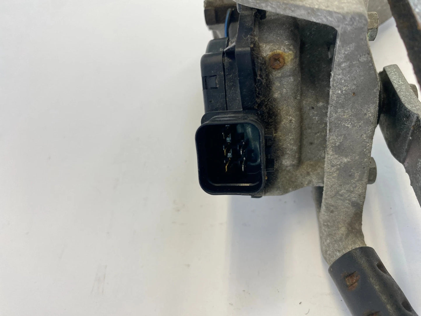 2011-2016 HYUNDAI ELANTRA FRONT WINDSHIELD WIPER MOTOR W LINKAGE 98110-3X000 OEM