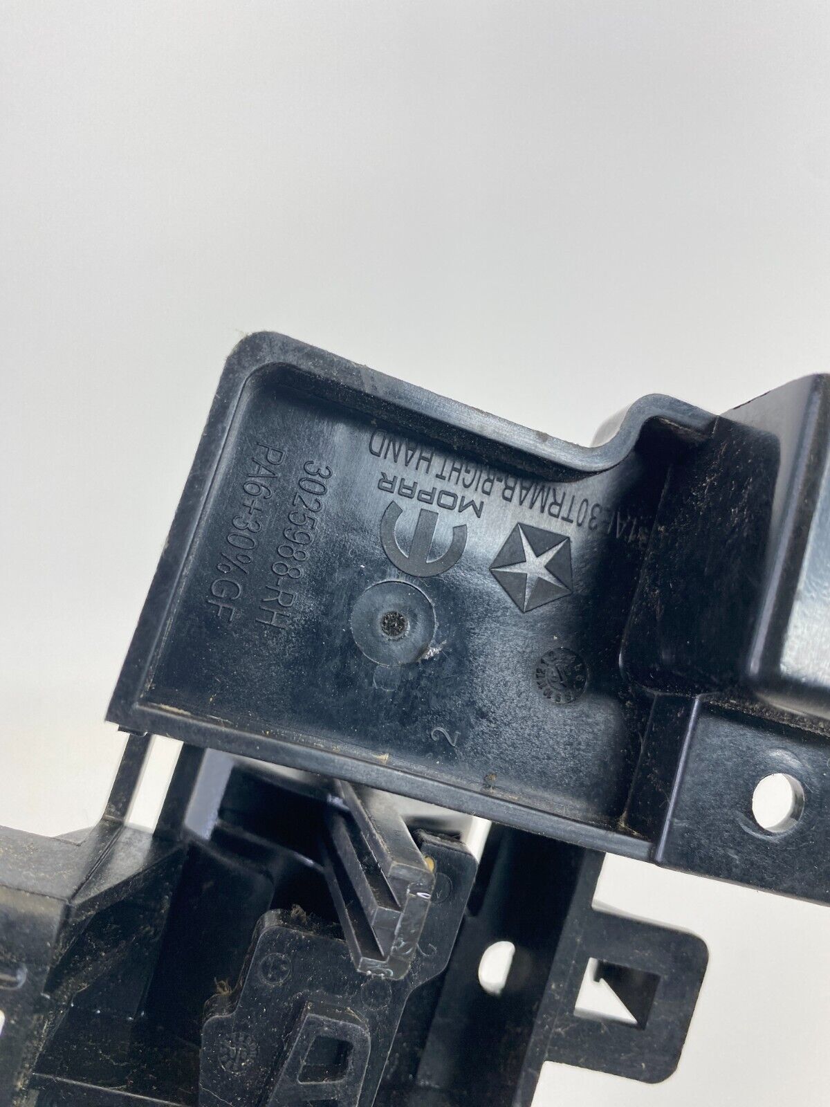 2009-2014 Volkswagen Routan Rear Right Sliding Inside Door Handle 1AE30TRMAB