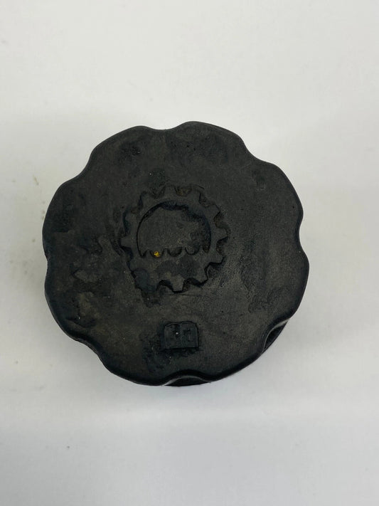 2013-2015 CHEVROLET MALIBU 2.5L POWER STEERING FLUID RESERVOIR TANK CAP COVER