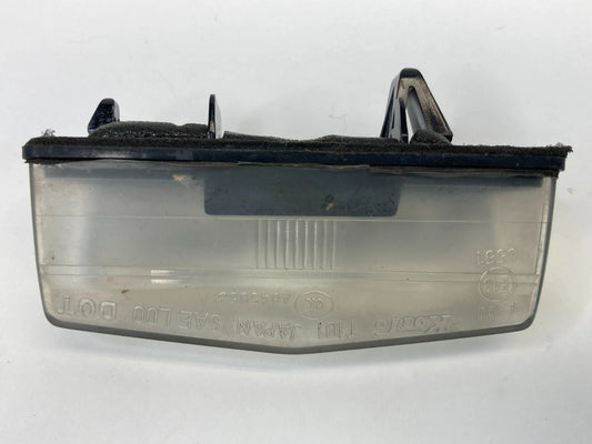 2004-2015 TOYOTA PRIUS HATCHBACK REAR TRUNK LICENSE PLATE LIGHT LAMP A045053 OEM