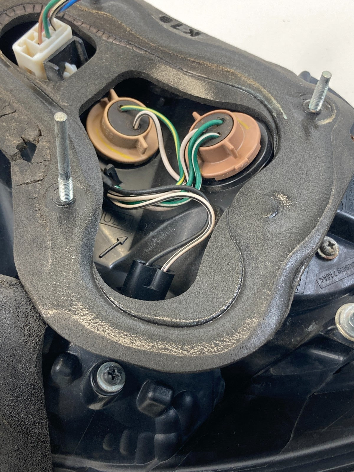 2005-2010 Scion tC Rear Right Passenger Tail Light Taillight Taillamp OEM