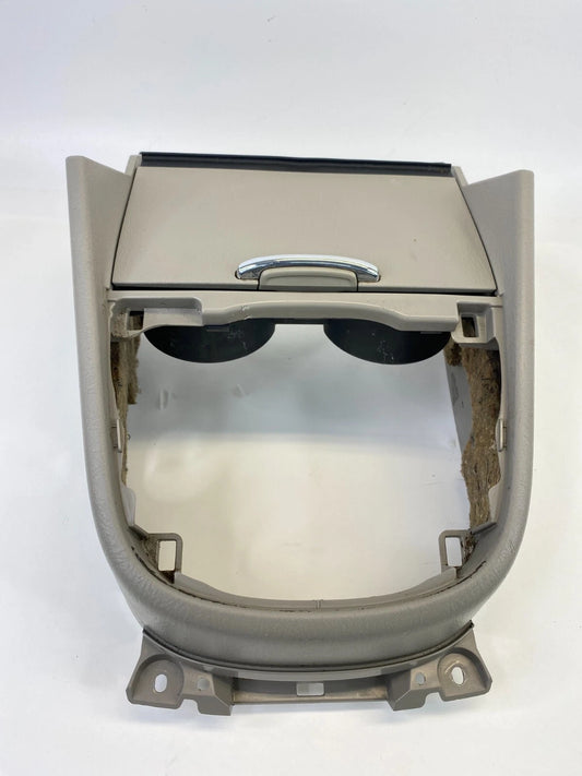 2003-2006 SUZUKI XL-7 CENTER CONSOLE SLIDE CUP HOLDER W/ SHIFTER BEZEL ASSY OEM
