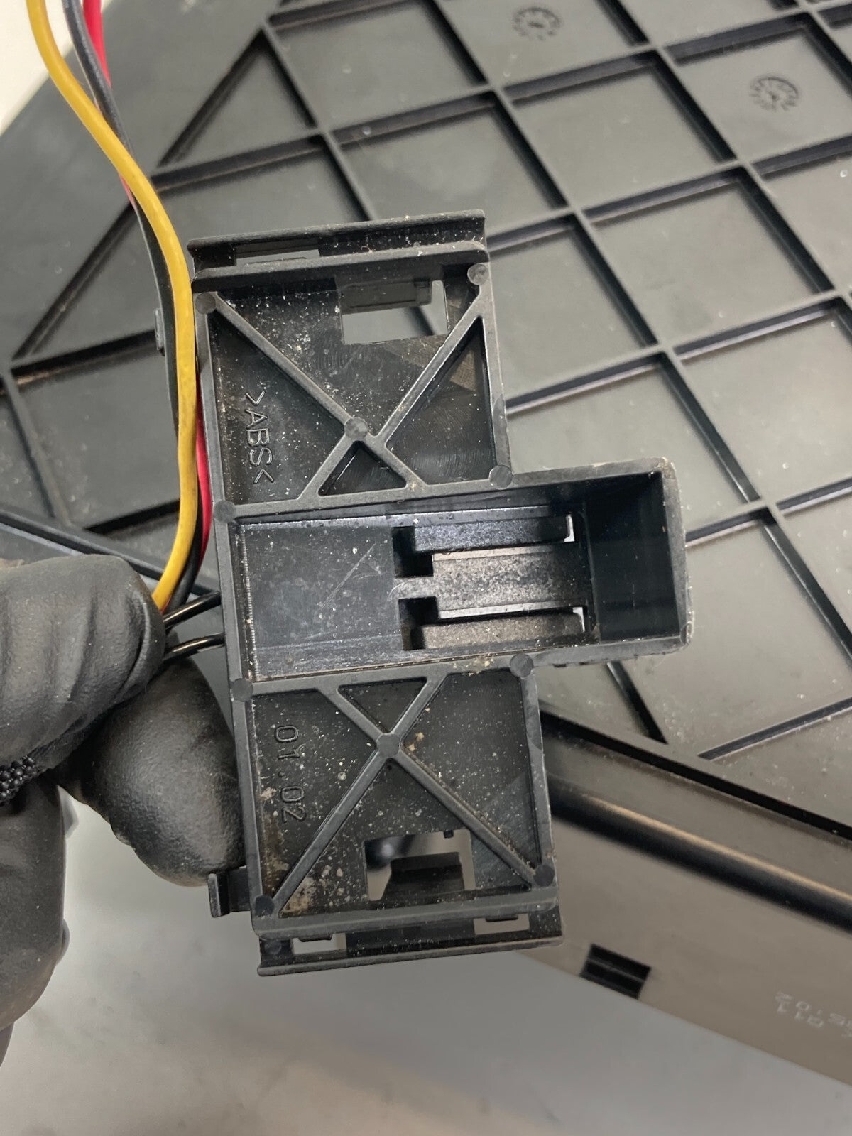 03-07 Mercedes-Benz E320 Hazard Light ESP Off Seat Control Switch 2116800552 OEM