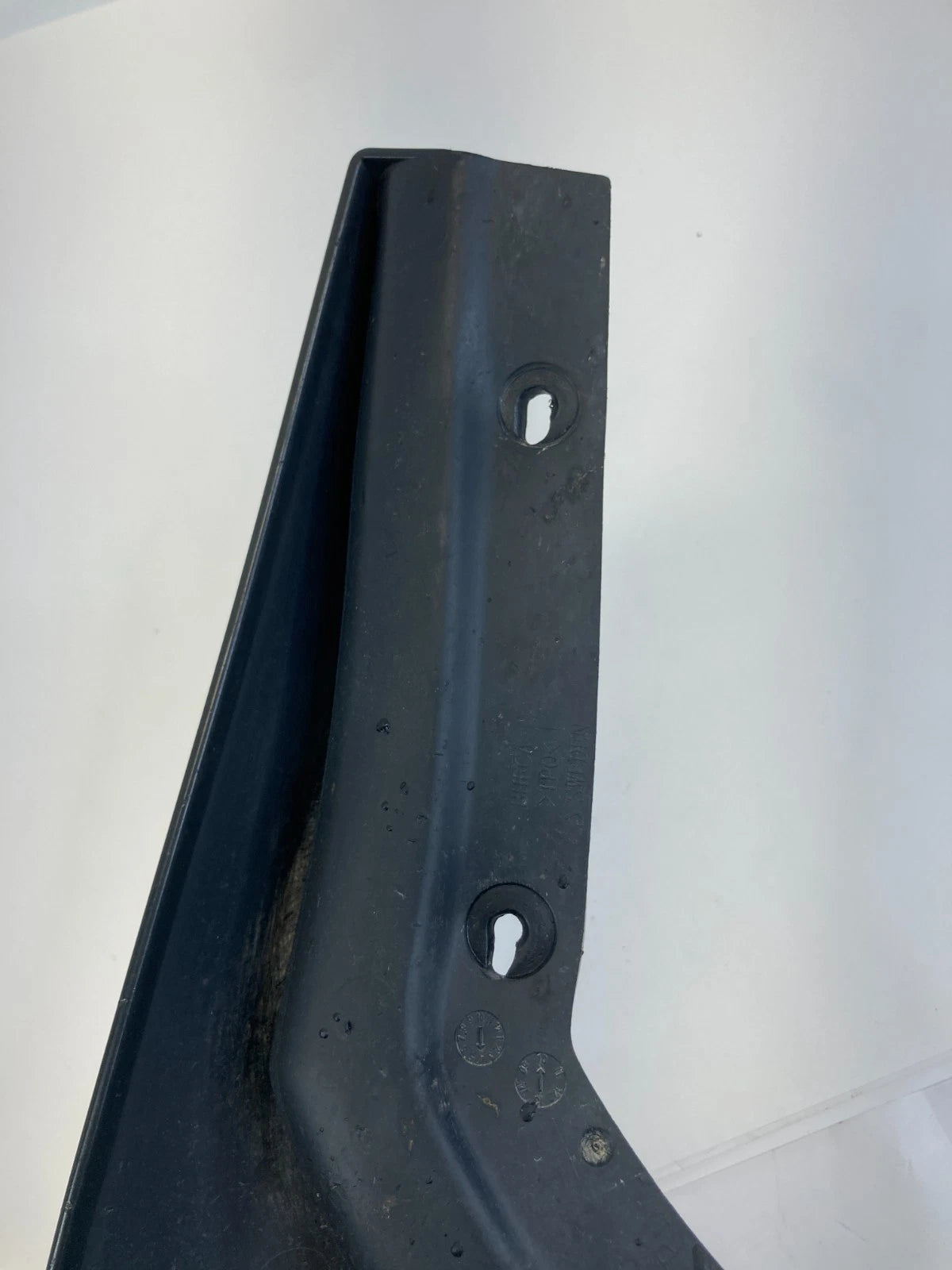 2011-2018 VOLVO S60 REAR RIGHT SIDE MUD GUARD SPLASH FLAP 31265334 OEM