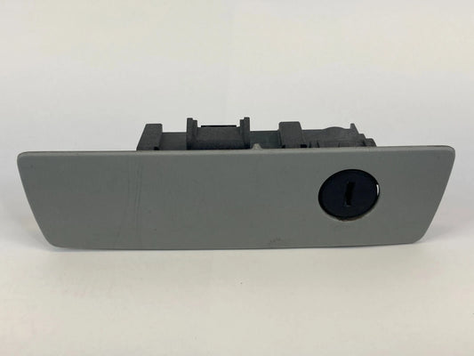 2008-2010 DODGE GRAND CARAVAN GLOVE BOX DOOR LATCH LOCK HANDLE 5JM55TRMAC OEM