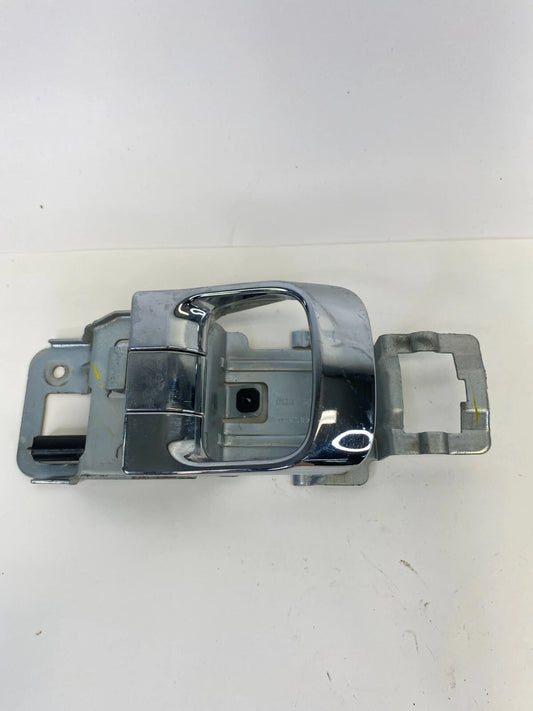 2007 2008 2009 SUZUKI XL-7 XL7 REAR RIGHT SIDE INTERIOR INNER DOOR HANDLE OEM