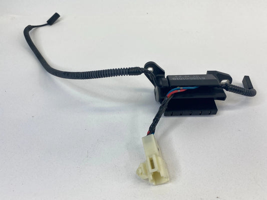 2003-2008 TOYOTA MATRIX REAR TRUNK JUNCTION SWITCH CONTROL OEM 84265-01010