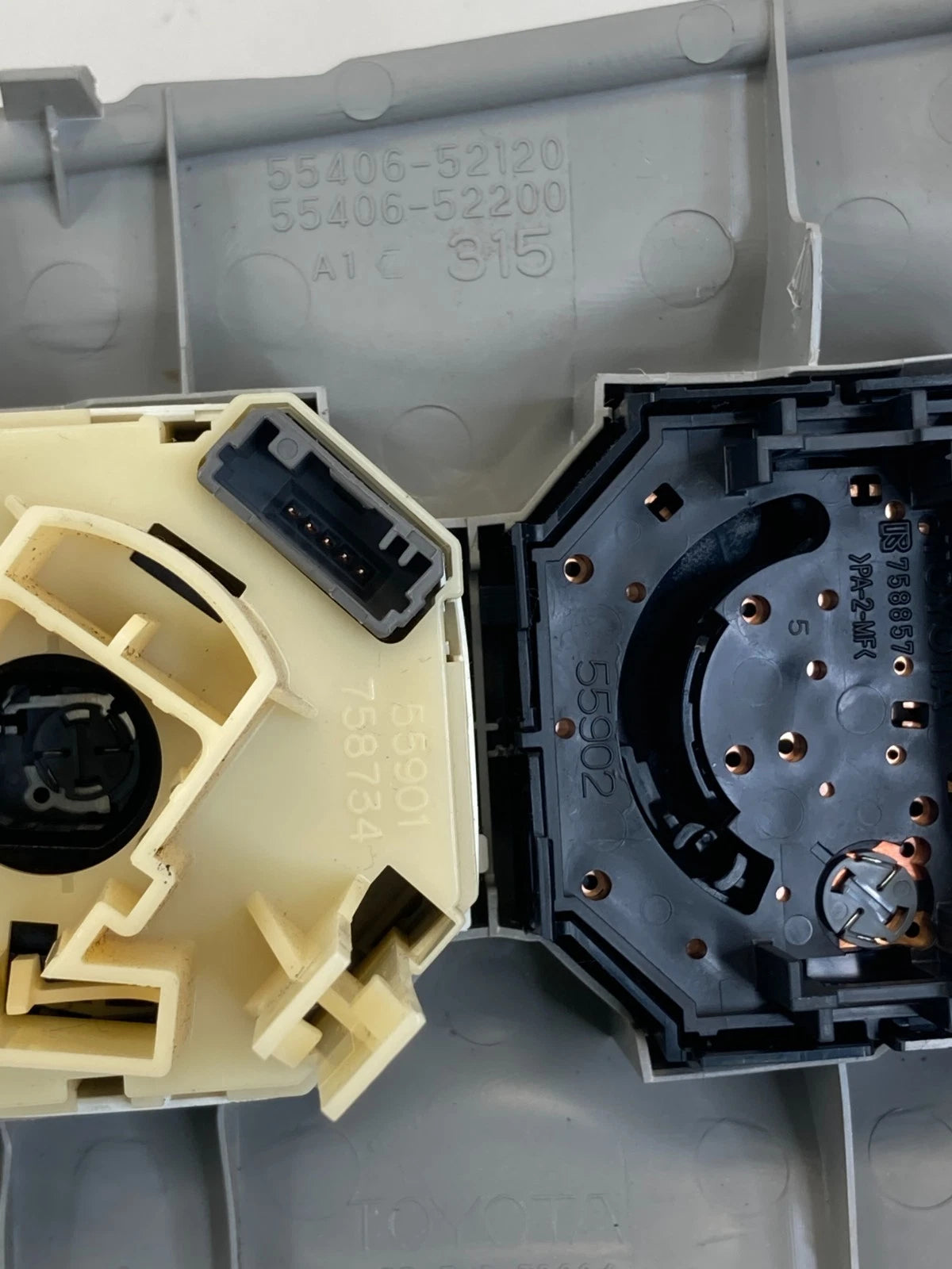 09 10 11 TOYOTA YARIS DASH AC HEATER CLIMATE CONTROL SWITCH HVAC 55406-52200 OEM