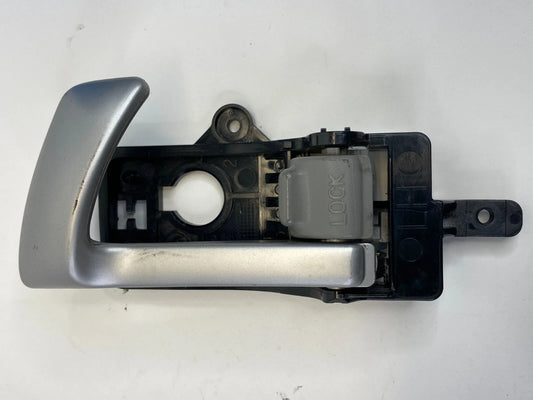 2007-2009 HYUNDAI SANTA FE REAR LEFT SIDE INNER DOOR HANDLE 82613-CM00 OEM