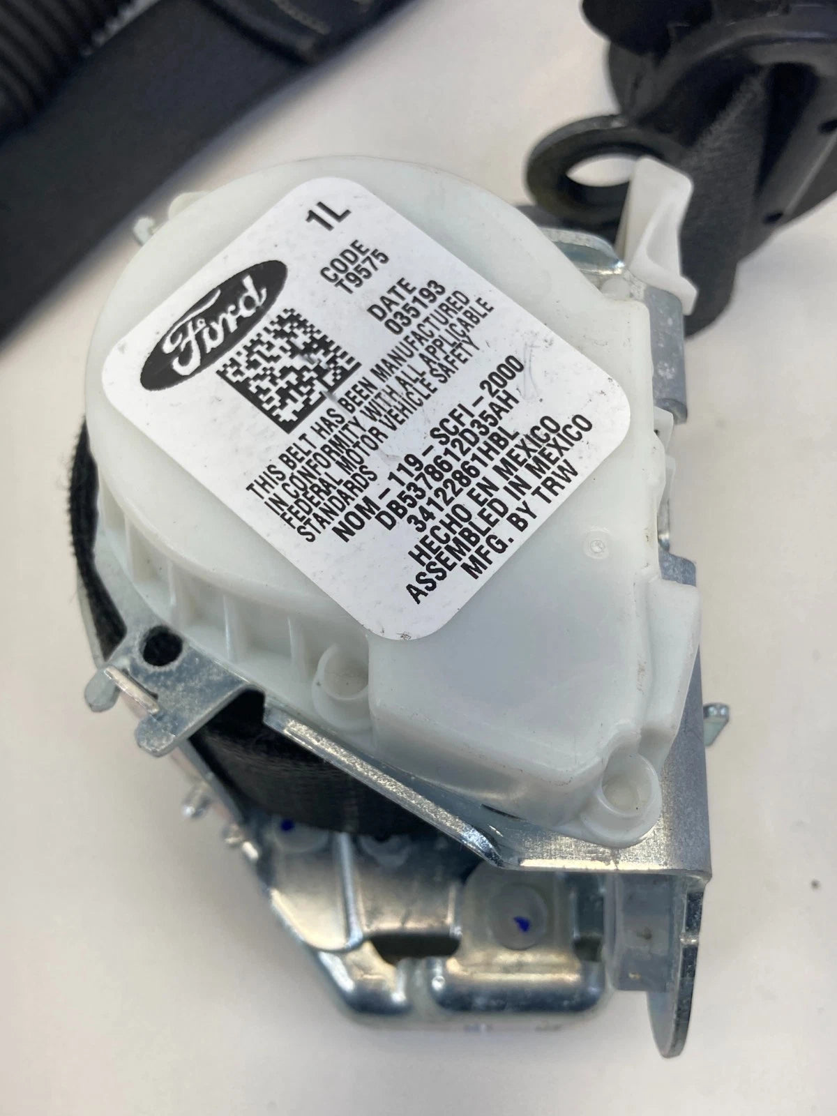 2016-2019 FORD EXPLORER INTERCEPTOR UTILITY FRONT LEFT SIDE SEAT BELT RETRACTOR