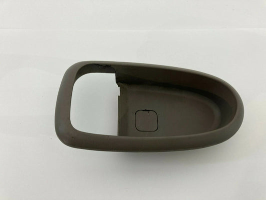 2002-2005 HYUNDAI SONATA REAR RIGHT INTERIOR DOOR HANDLE COVER 83621-3D000 OEM