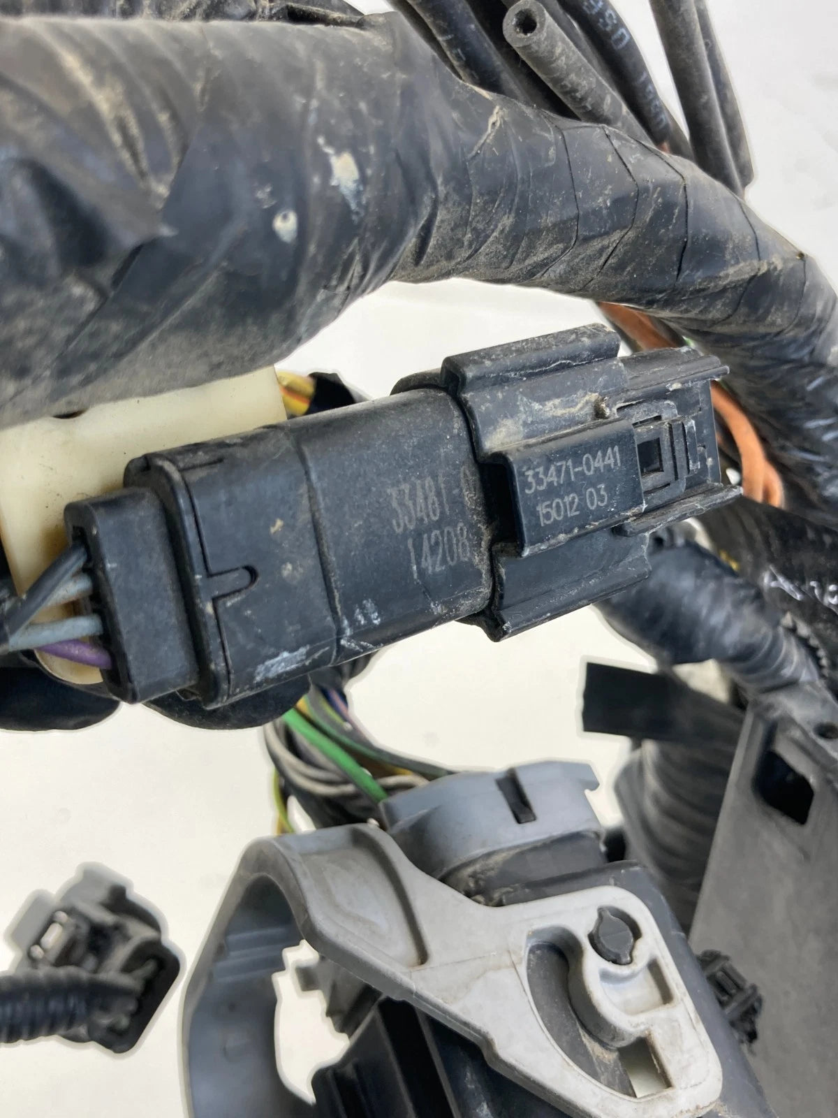 11-15 FORD EXPLORER 13-15 INTERCEPTOR UTILITY ENGINE FUSE RELAY BOX COMPARTMENT