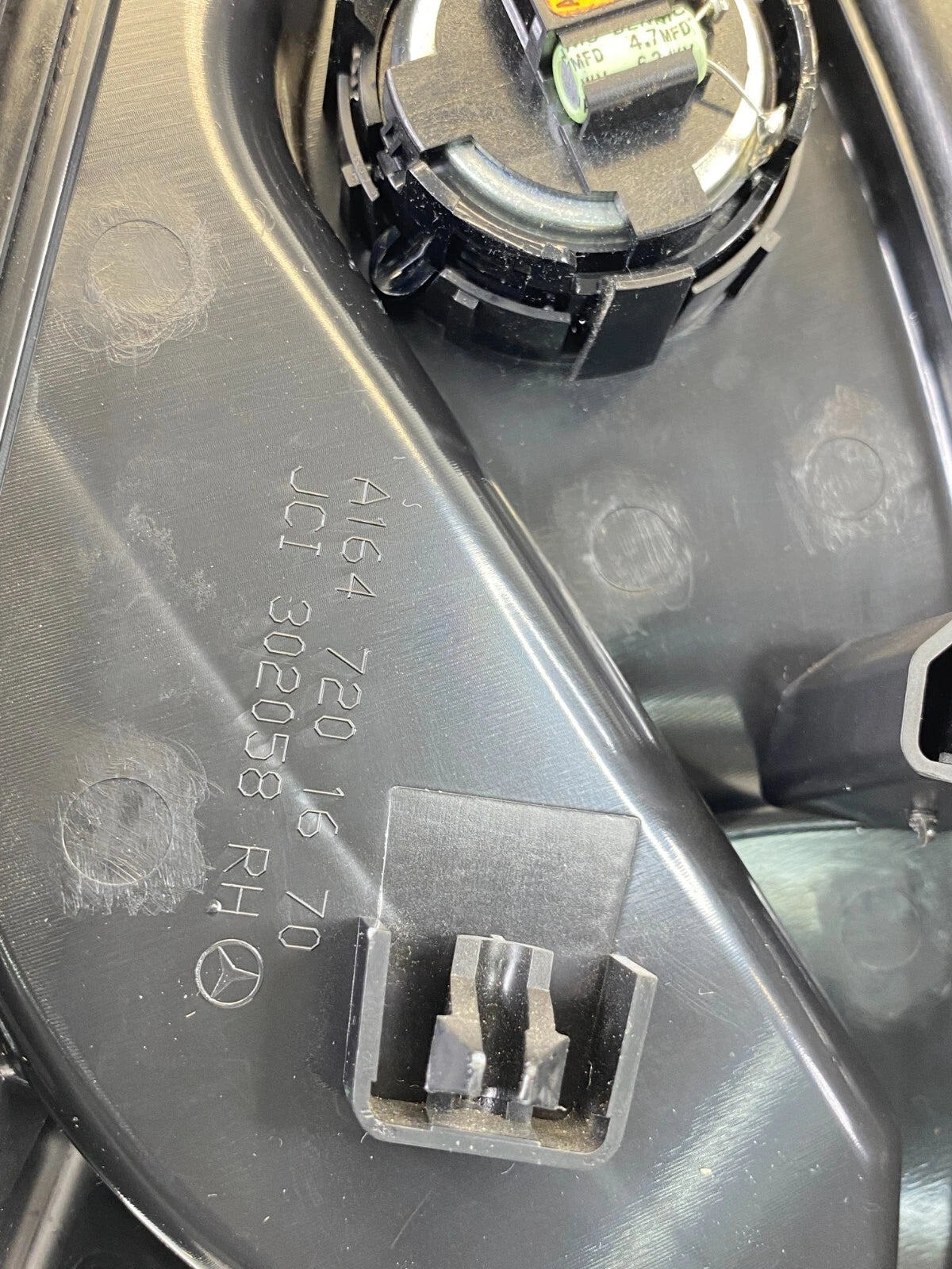 2006-2011 MERCEDES-BENZ ML350 FRONT RIGHT SIDE DOOR SPEAKER TWEETER 1648203602