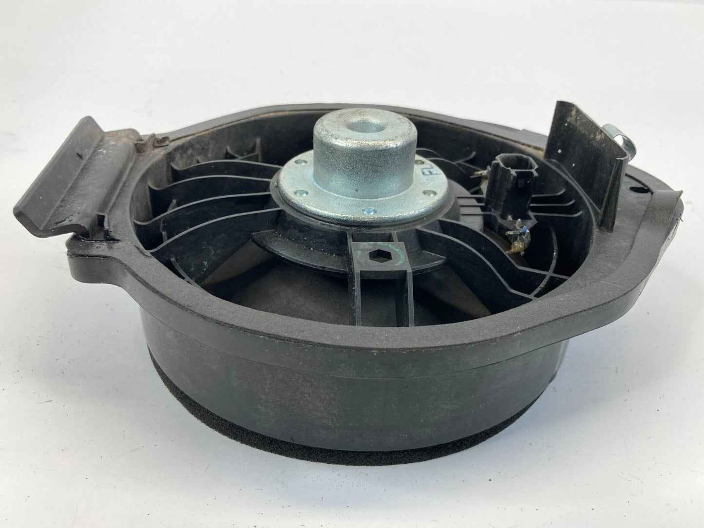 2013-2015 CHEVROLET MALIBU FRONT LEFT SIDE DOOR AUDIO SYSTEM SPEAKER ASSY OEM