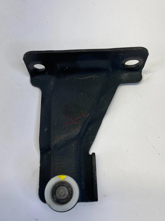 2005-2010 HONDA ODYSSEY REAR RIGHT DOOR UPPER SLIDING DOOR HINGE ROLLER RAIL