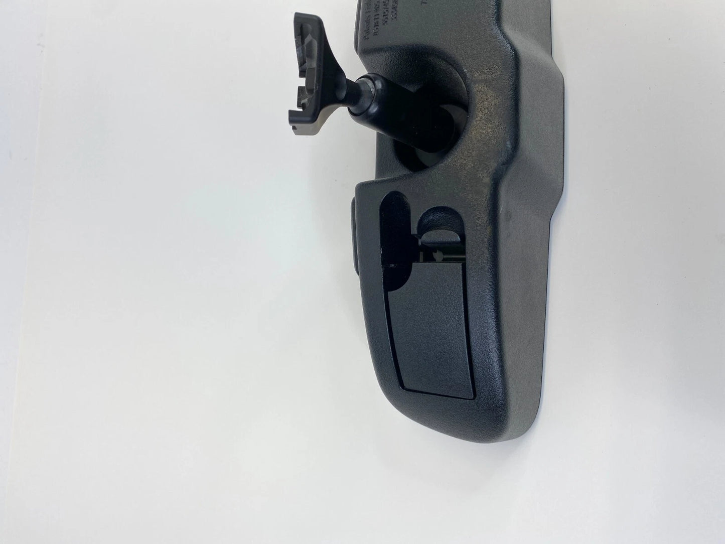 2009-2012 DODGE CALIBER AUTO DIMMING REAR VIEW INTERIOR MIRROR ASSY E11-026130