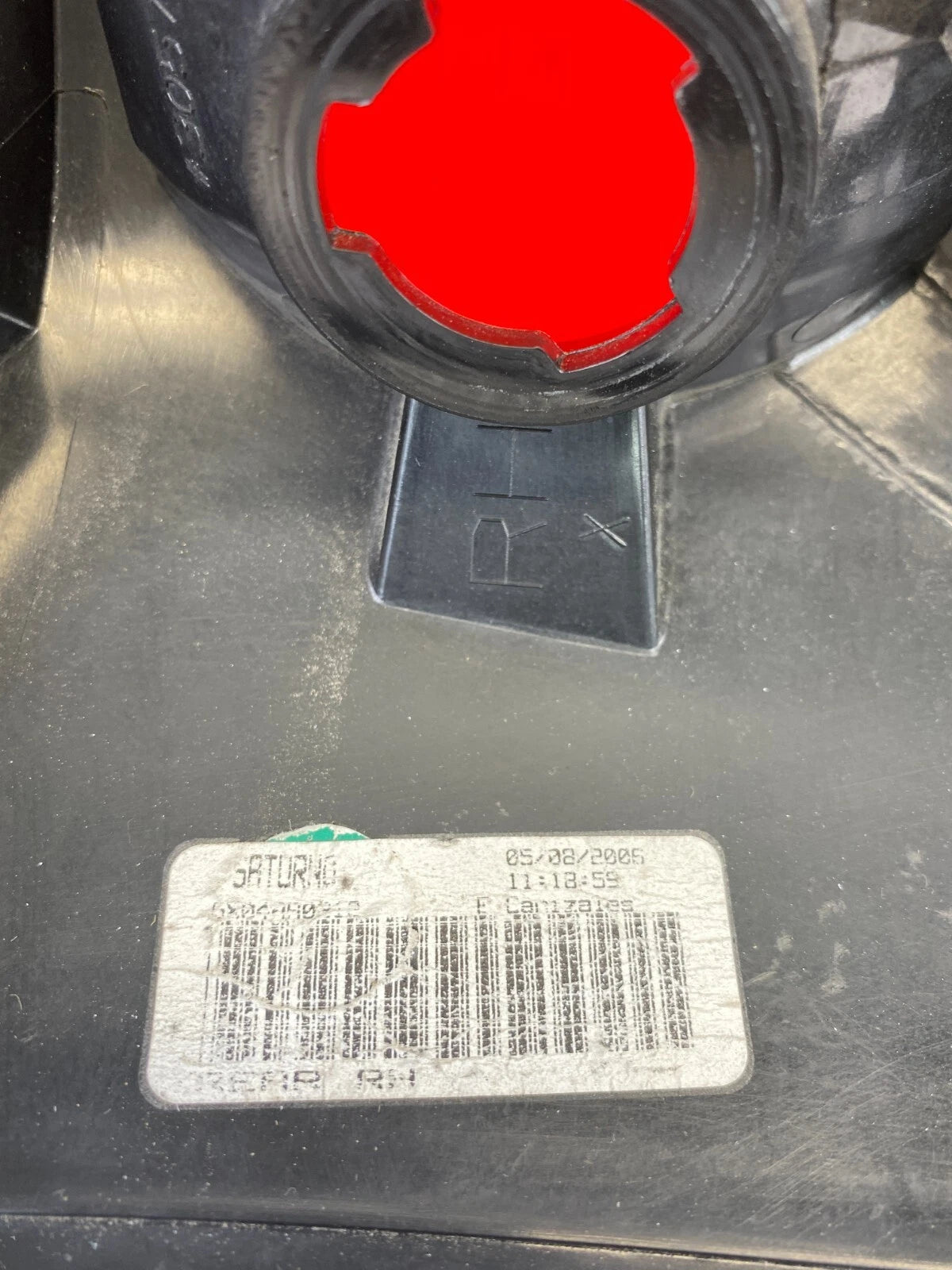 02-07 SATURN VUE REAR RIGHT PASSENGER TAIL LIGHT TAILLIGHT TAILLAMP 15851056 OEM