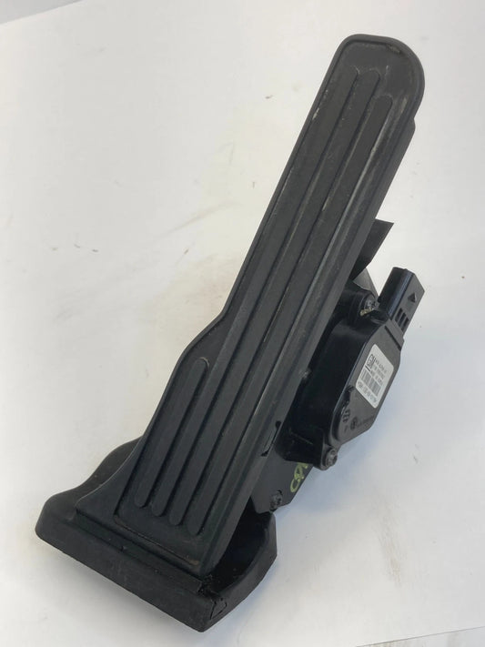 2013-2019 CADILLAC ATS 2014-2019 CTS GAS PEDAL ACCELERATOR 22912362 OEM