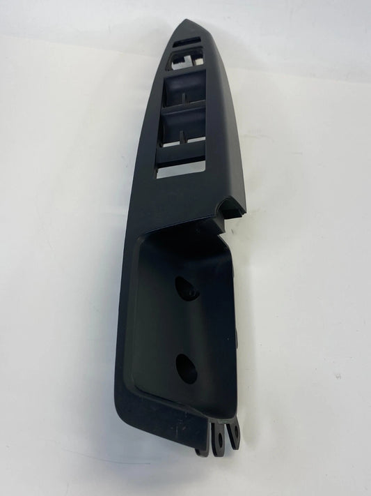 2012-2015 CHEVROLET CAPTIVA SPORT FRONT LEFT POWER WINDOW SWITCH TRIM BEZEL OEM