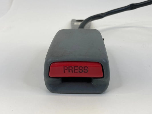 2005-2010 TOYOTA AVALON FRONT RIGHT PASSENGER SEAT BELT BUCKLE 73230AC090B1 OEM