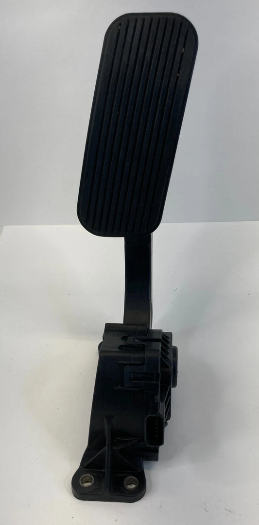 2013-2019 FORD TAURUS ACCELERATOR GAS PEDAL ASSEMBLY SENSOR UNIT D1323C0498 OEM