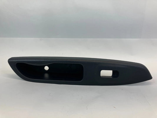 2006 2007 HYUNDAI ACCENT SEDAN FRONT RIGHT PASSENGER WINDOW SWITCH BEZEL OEM