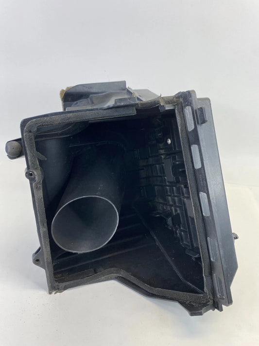 2006 2007 PONTIAC GRAND PRIX 3.8L V6 AIR CLEANER INTAKE BOX LOWER HOUSING COVER