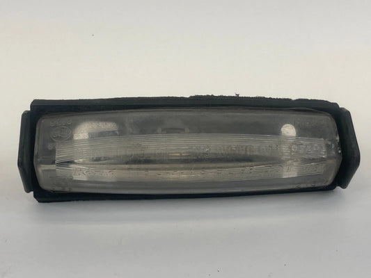 2002-2011 TOYOTA CAMRY REAR TRUNK LID LICENSE PLATE LIGHT LAMP LENS